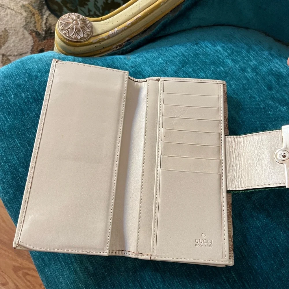 GG Look a like Beige Wallet with Green and Red Stripe with Genuine Leather trim - Picture 11 of 13